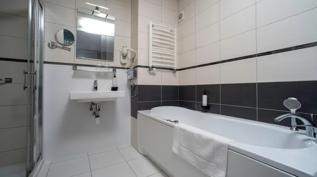 شقة، B&B HOTEL Piotrkow Trybunalski 10/10
