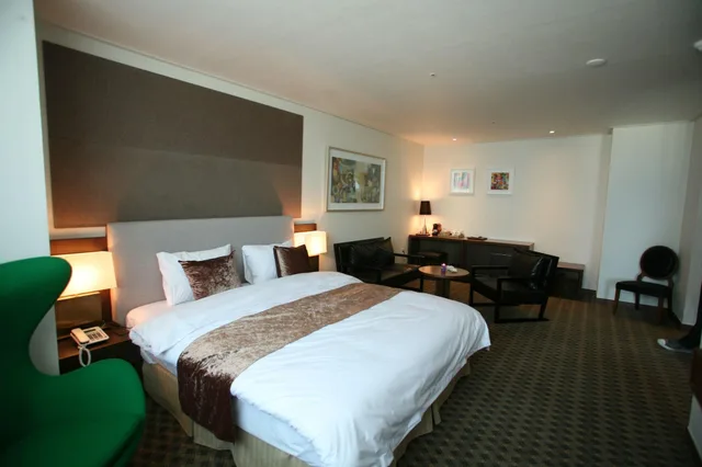 Ocean, Deluxe، Hyunjin Tourist Hotel 2/4