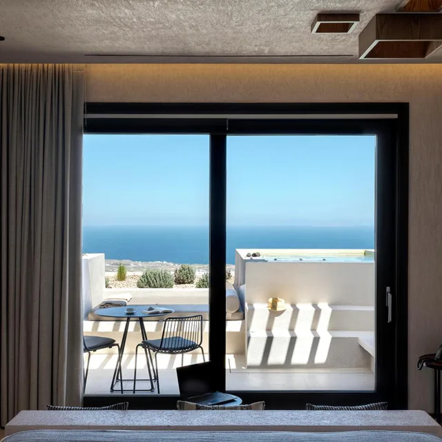 Elegant, Suite, Hot Tub، North Santorini Luxury Spa Hotel 10/10