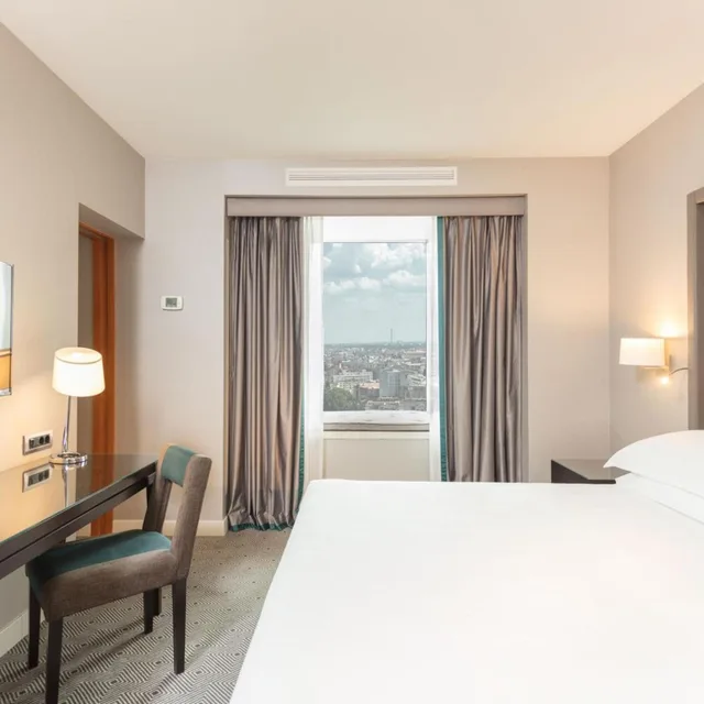 1 Bedroom, Junior Suite, Deluxe, King Bed, Executive Level، Sheraton Bucharest Hotel 2/7