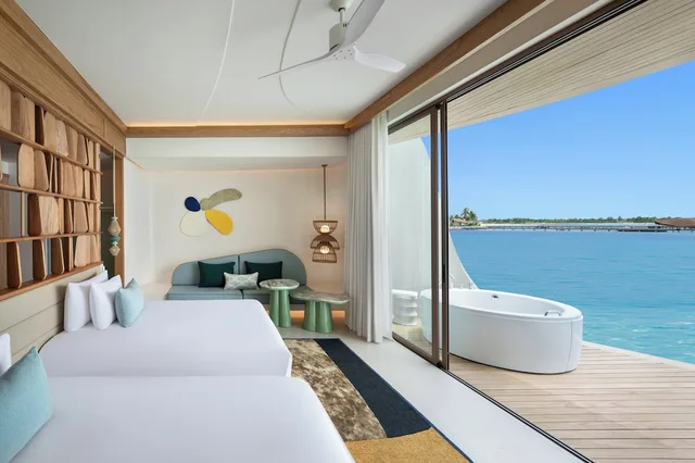 1 Bedroom, Beach Pool, Sunrise, Villa, Twin Beds، Centara Grand Lagoon Maldives 1/5