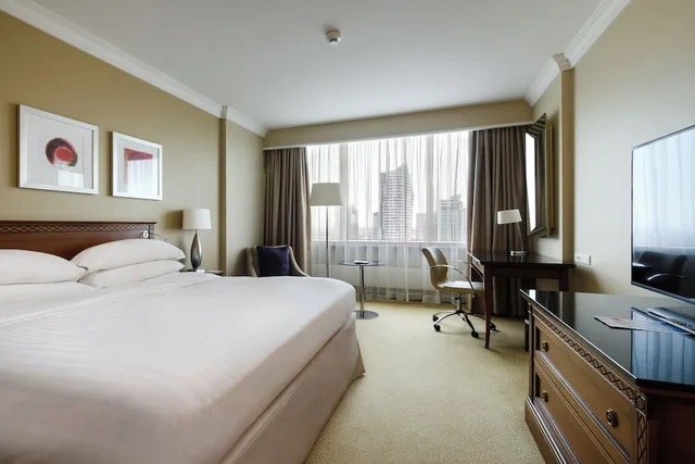 غرفة ديلوكس بسرير كينج في طابق مرتفع، Warsaw Presidential Hotel 2/3