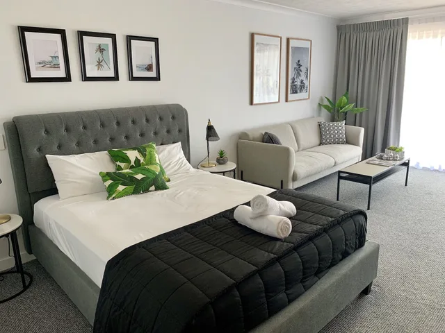 غرفة سوبيريور بسرير مزدوج، Outrigger Resort 6/10