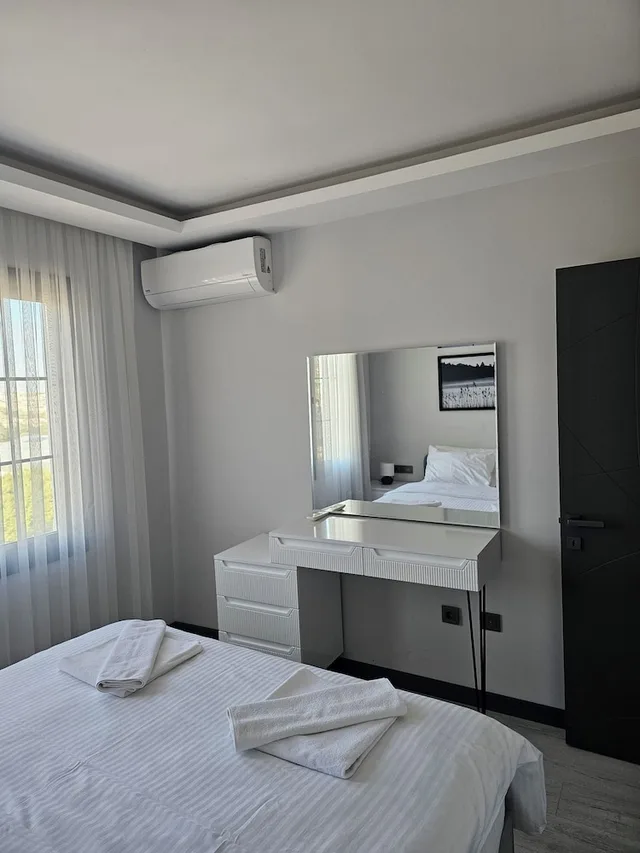 شقة عائلية بسرير كوين وسرير فردي مع أريكة، Cicek Apart Hotel 5/10