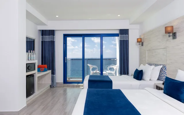 Deluxe Family Room SeaView with Balcony-Transfer Included, Kaani Palm Beach 3/9