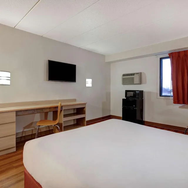 غرفة بسرير كوين، Motel6 Lakeville, MN - South - Lakeville 6/10