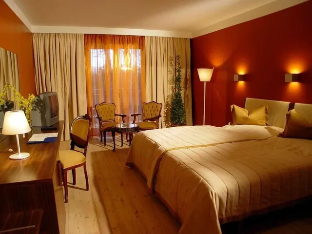 Pytloun Schlosshotel Weikersdorf، Baden 8/50