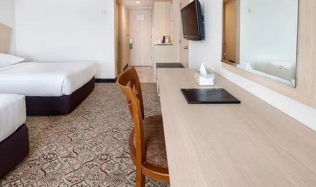 غرفة ديلوكس بسريرين منفصلين بغرفتي نوم، Hotel Pangeran Pekanbaru 5/7