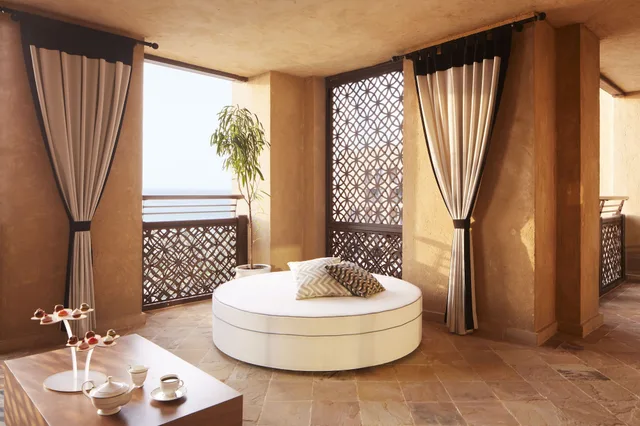 Ocean, Suite, King Bed، Jumeirah Mina Al Salam Dubai 8/9