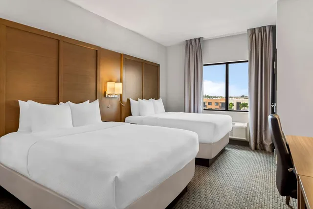 جناح بسريرين كوين لذوي الإعاقة، Comfort Suites Stuart Hutchinson Island 3/4
