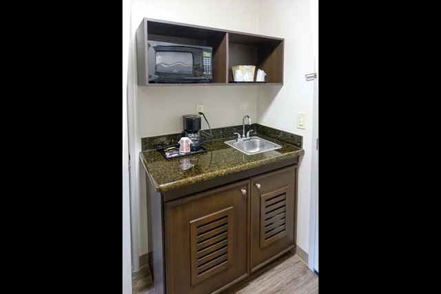 غرفة بسرير كينج، Brisa Pacifica Hotel Encinitas 4/4