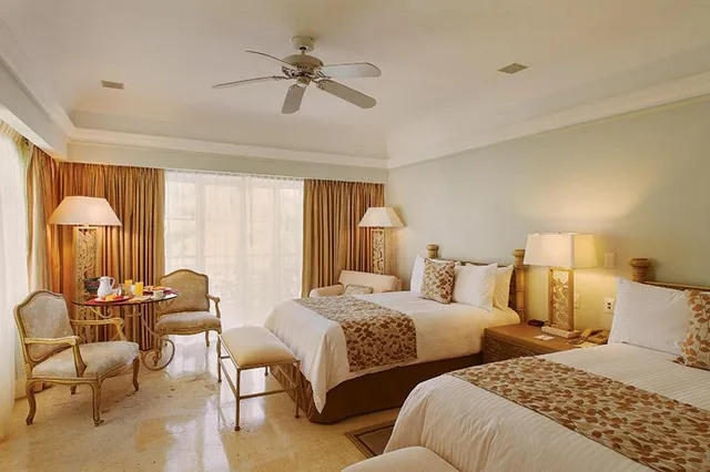 غرفة قياسية رباعية، Grand Isla Navidad Golf & Spa Resort with Marina 1/3
