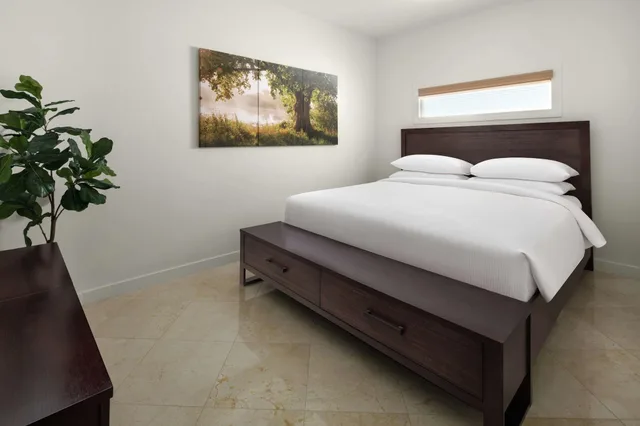 4 Bedrooms, Condo, Penthouse، Doubletree By Hilton Grand Hotel Biscayne Bay 3/6