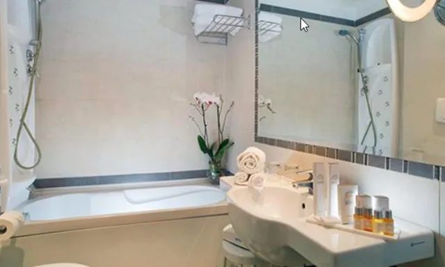 غرفة عائلية، Pinewood Hotel Rome 6/6