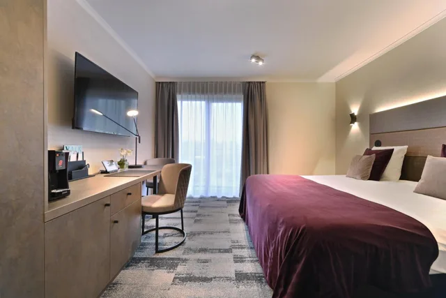 غرفة سوبيريور بسرير مزدوج أو سريرين منفصلين، Hotel Charleroi Airport Van Der Valk 1/1