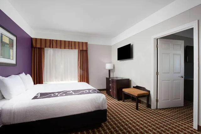 جناح بسريرين كينج، La Quinta Inn Suites Raymondville 1/1