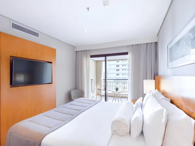 Super, Luxury, Suite, Double Bed، George V Casa Branca 2/4