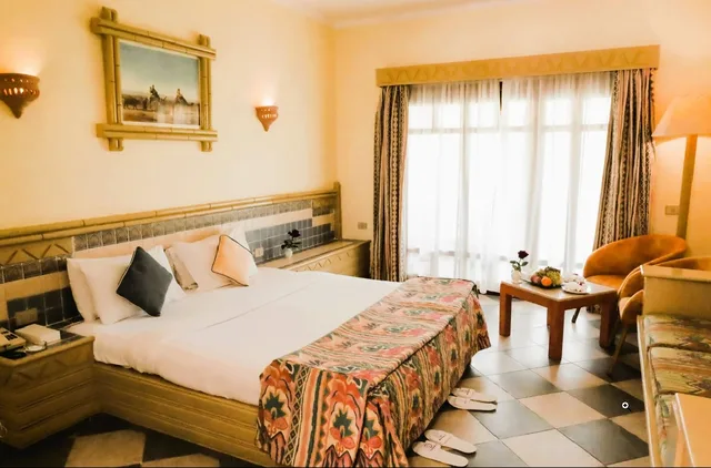 Room, Double Bed, Lateral Side Sea View، Tropitel Dahab Oasis 3/5