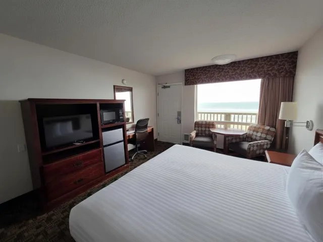 غرفة قياسية بسرير كينج بإطلالة على البحر، Seagrass Oceanfront Inn 5/10