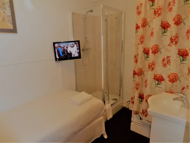 غرفة قياسية مفردة بحمام مشترك، Lancaster Court Hotel 3/3