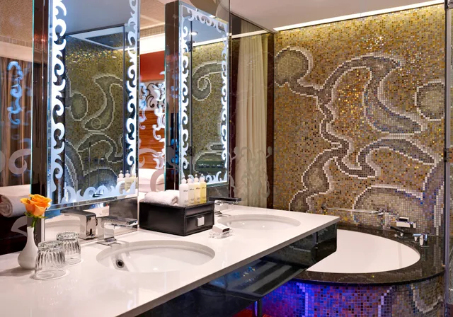 Royal, Suite, Intercontinental Citystars Cairo 2/2