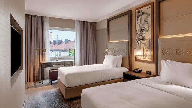 جناح جونيور بسريرين منفصلين، Hilton Munich City 1/1