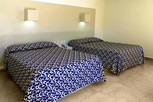 غرفة قياسية رباعية، St George Hotel 2/10