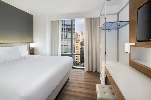 غرفة قياسية بسرير كينج لذوي الإعاقة، Best Western Premier Empire State Hotel 6/10