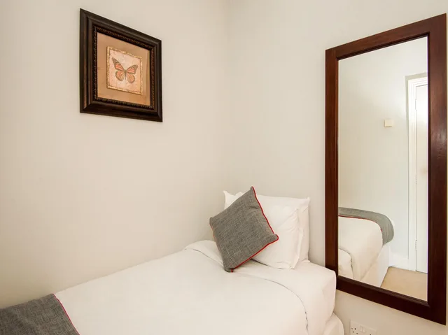 Deluxe, Triple, Multiple Beds، The Regency, Clifton Bristol 6/9