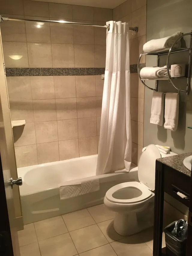 غرفة بسريرين كوين، District Hotel 6/9