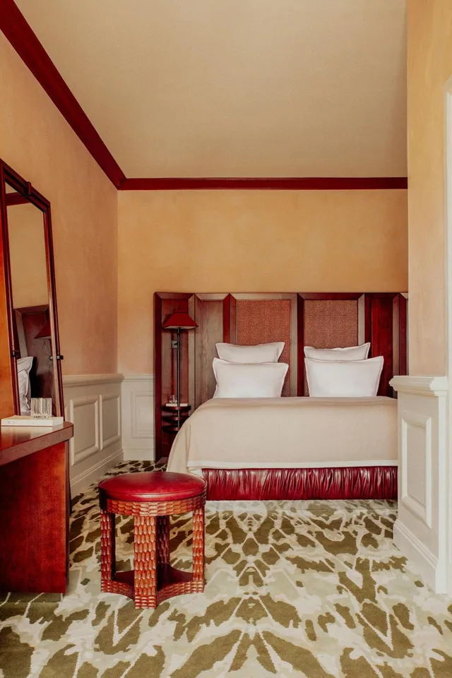 Room, Terrace, LE MAS CANDILLE 2/5
