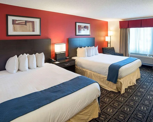 Room, 2 Queen Beds, Quality Inn Brooklyn Center 1/1