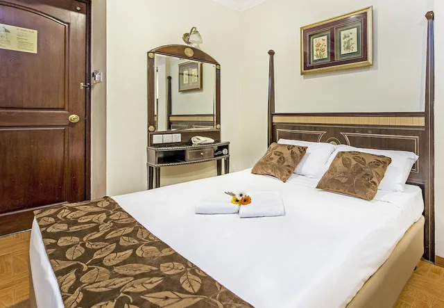 غرفة قياسية بسرير كوين، Hotel 81 Chinatown 1/4