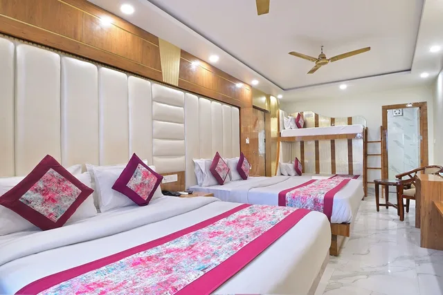 غرفة حصرية بسرير كينج، Hotel Glow Inn 5/8