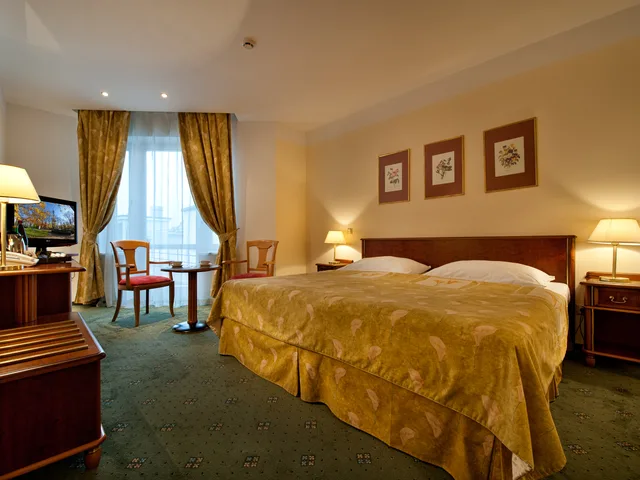 غرفة قياسية بسرير مزدوج أو سريرين منفصلين، Ea Hotel Rokoko 2/6