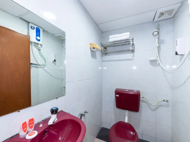 غرفة قياسية بسريرين منفصلين، OYO 432 My 7Days Inn 2/2