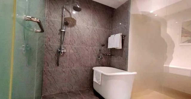 جناح رئاسي بسرير كينج مع أريكة، Top Holiday Hotel 7/10