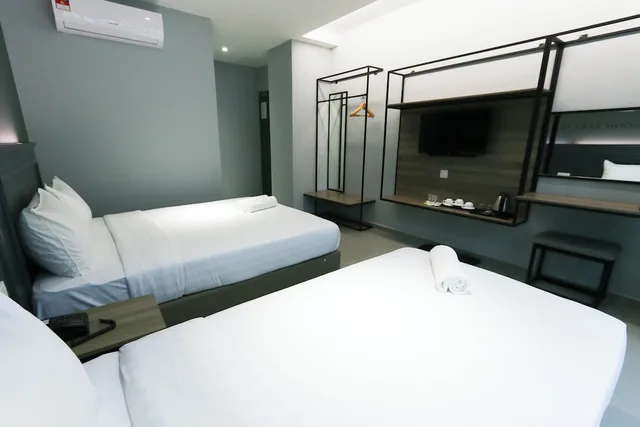 غرفة ديلوكس عائلية بسرير كوين وسرير فردي، Hotel 99 Sri Petaling @ Bukit Jalil 2/10
