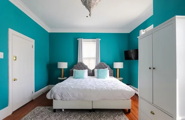 The Hugh Boutique B&B، Millville 9/44