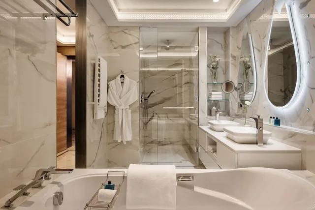 Deluxe, Queen Bed, Lagoon View، Marchica Lagoon Resort 3/3