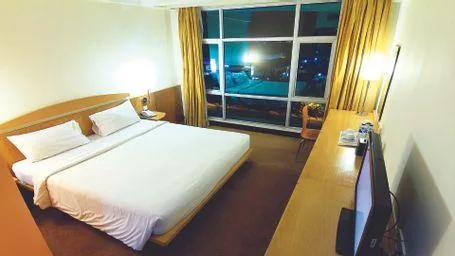 غرفة سوبيريور مفردة، Grand Suka Hotel 1/2