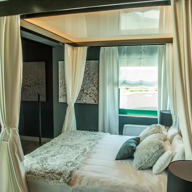 شقة بشرفة، Hotel Hedonic 1/6