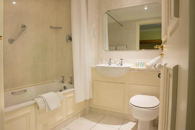 غرفة قياسية، Benners Hotel 4/4