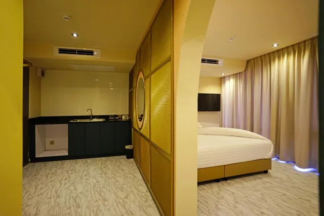 جناح بجاكوزي، 4 Monkeys Hotel Bangkok 4/10