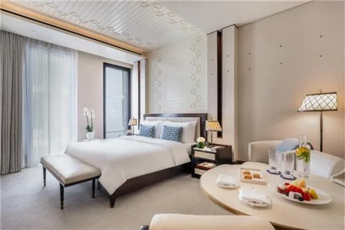 غرفة سوبيريور بسرير مزدوج، Mandarin Oriental Doha 2/3