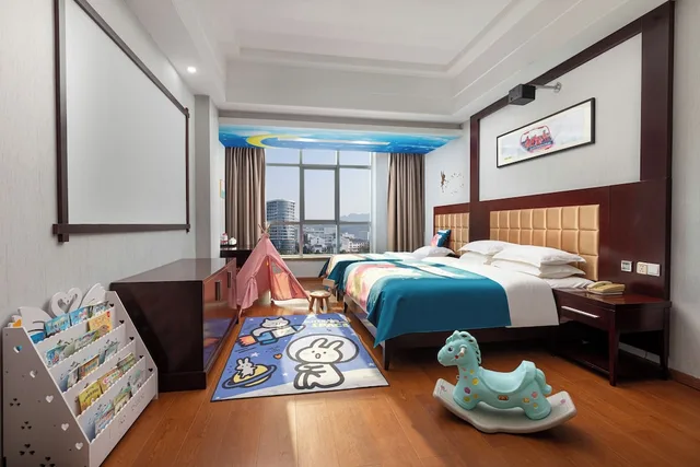 غرفة كومفورت بسرير كينج، Ramada by Wyndham Zhangjiajie Tianmen Mountain 7/9