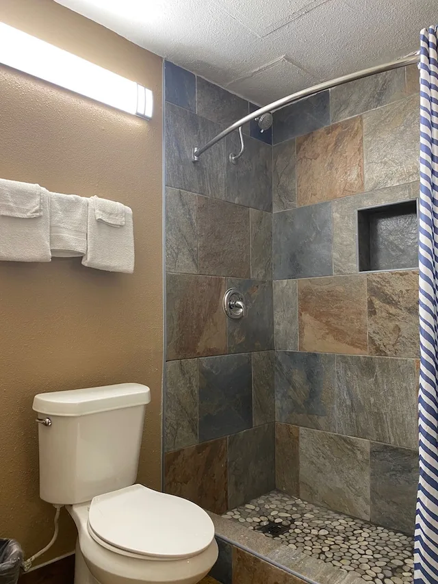 Standard, 2 Queen Beds, Texas Inn & Suites Raymondville 8/10
