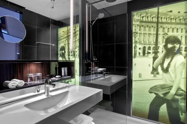 جناح جونيور بسرير كينج، Le Meridien Paris Arc De Triomphe 4/7