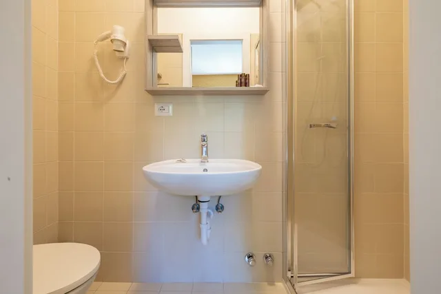 غرفة قياسية بسرير مزدوج، Albergo Villa Edy 4/6