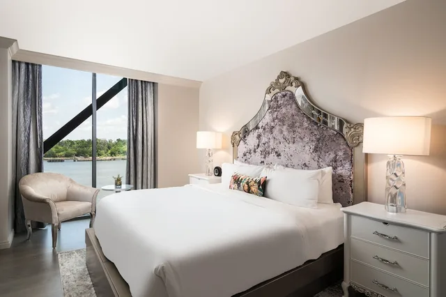 جناح استوديو تنفيذي بسرير كينج مع أريكة، Jw Marriott Savannah Plant Riverside District 5/10